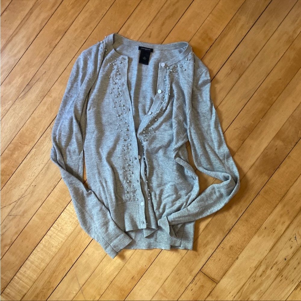 ‎Ann Taylor xs grey cardigan
